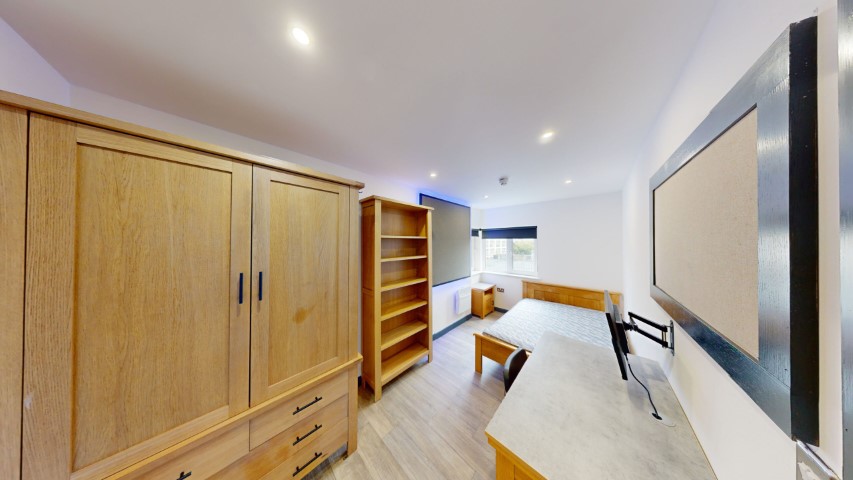  Flat 1  -  Stepney Lane, Anolha House  - Gallery -  3