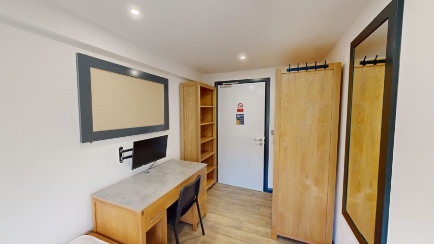  Flat 30  -  Stepney Lane, Anolha House  - Gallery -  3