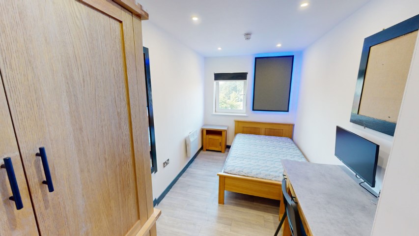  Flat 4  -  Stepney Lane, Anolha House  - Gallery -  7
