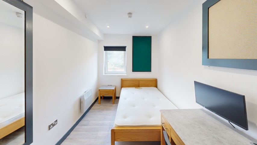  Flat 4  -  Stepney Lane, Anolha House  - Gallery -  8