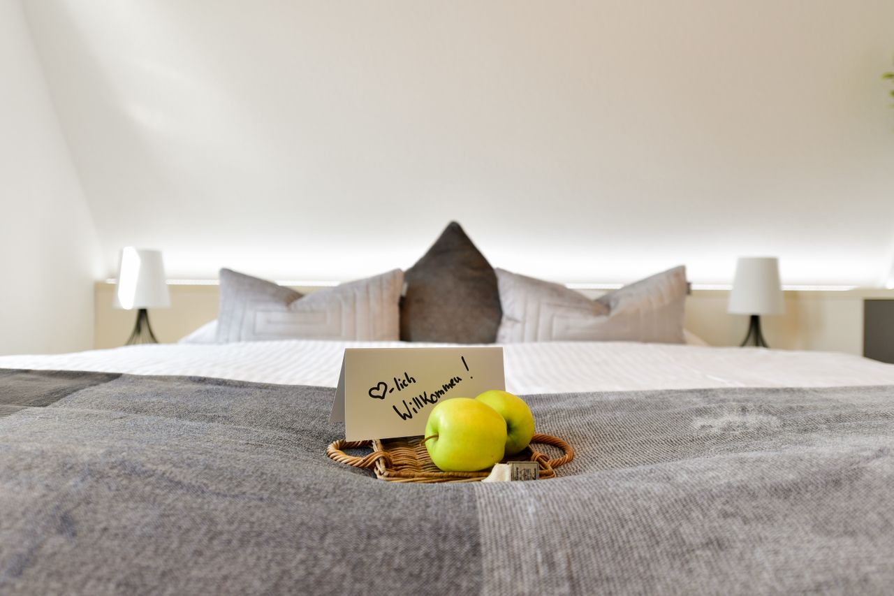 2 Beds - 1 Bath - 6
