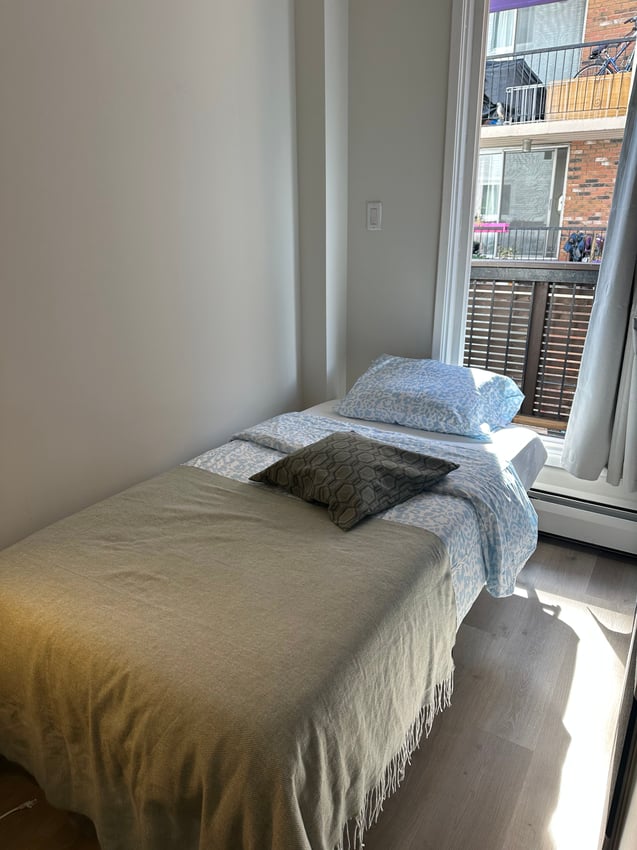 454 - Flex Room With Balcony - Premium Deluxe - 12 Avenue SW & 13 Avenue SW - Gallery - 1
