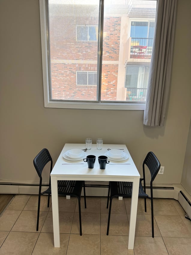 450 - Flex Room With Balcony - 6