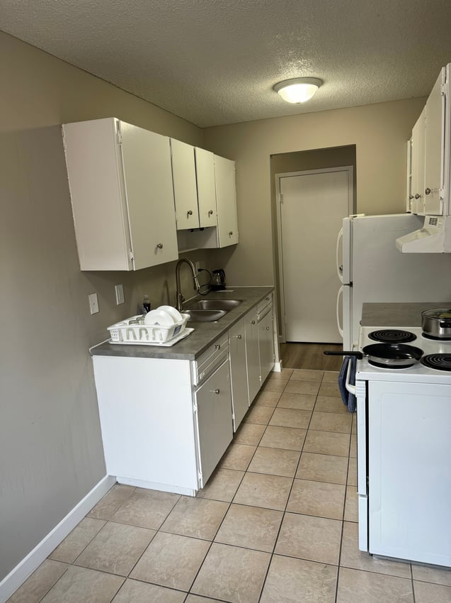  275 - Premium Deluxe  -  Ultra Premium Deluxe Room - 12 Avenue SW & 13 Avenue SW  - Gallery -  1