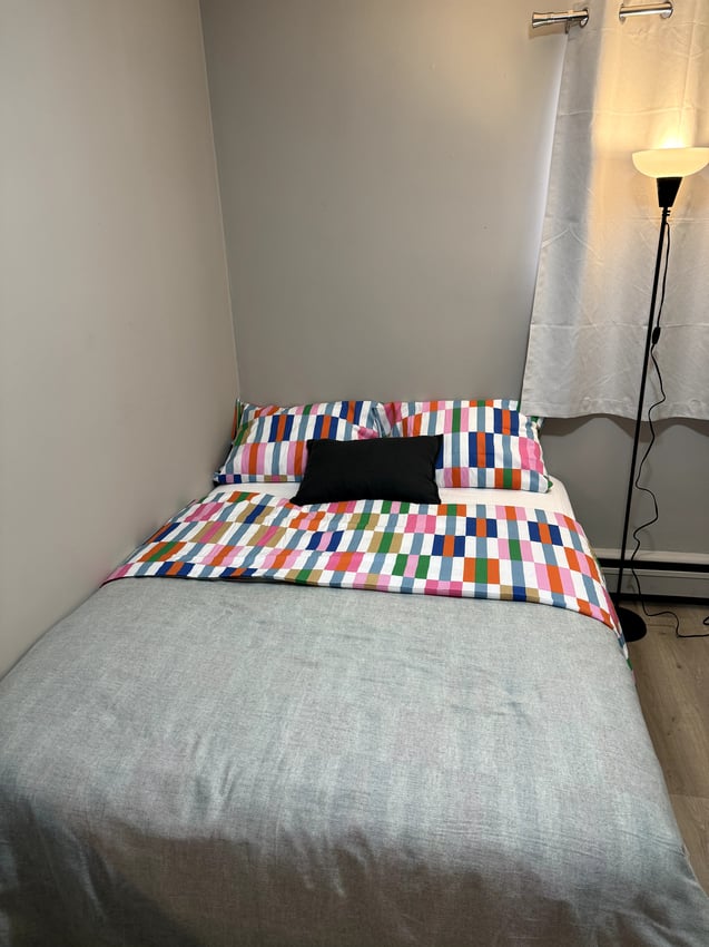  288 - Deluxe Room  -  Premium Deluxe - 15 Avenue SW & 11 Street SW  - Gallery -  4