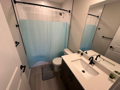 Master Room - 17 Avenue SW & 7 Street SW - Gallery - 66