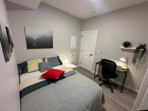 Master Room - 17 Avenue SW & 7 Street SW - Gallery - 23
