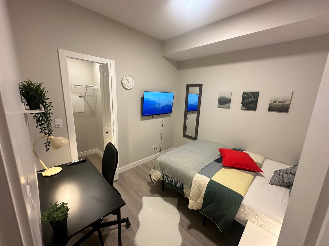 354 - Deluxe Room Without Window - 1