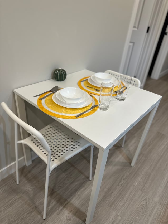 472 - Deluxe Room Without Window - 9