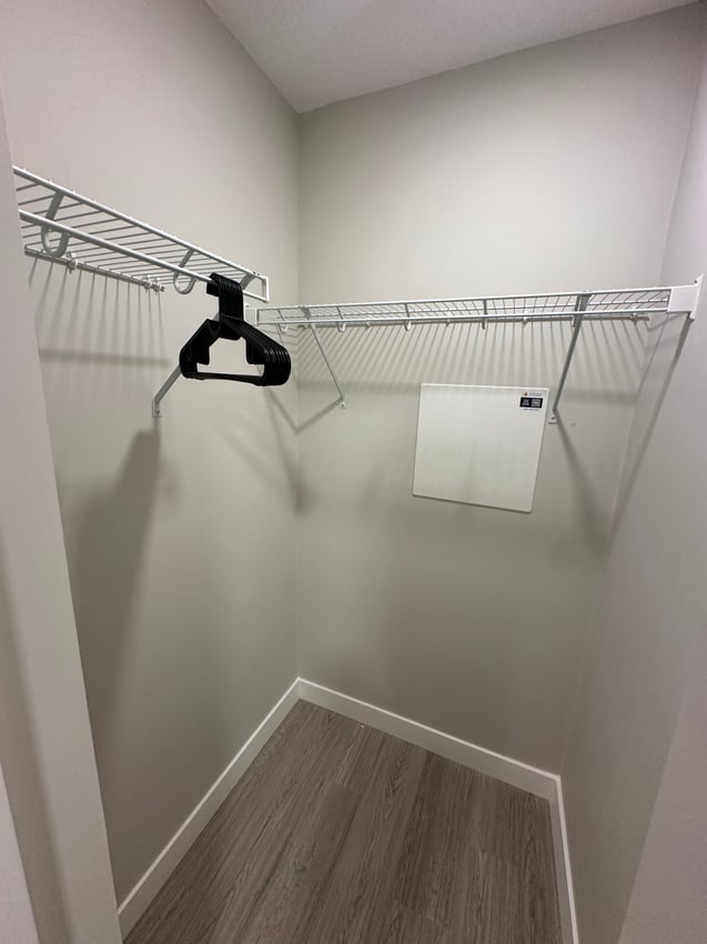 360 - Deluxe Room Without Window - 11