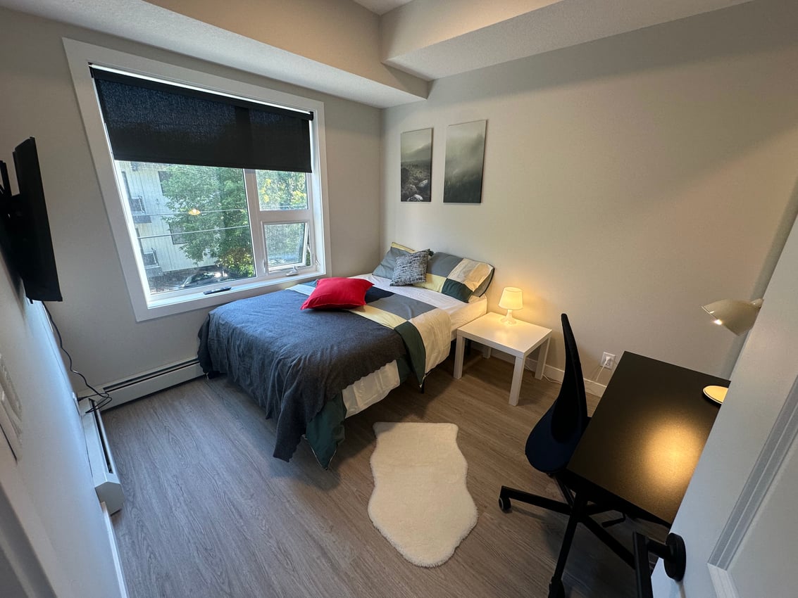 447 - Master Room - 1