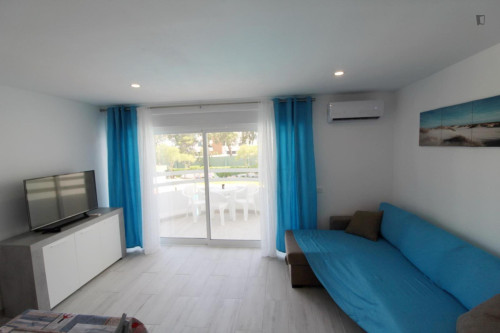 Captivating 1 Bedroom Apartment with a balcony close to Three Castles Beach - Gallery - 17