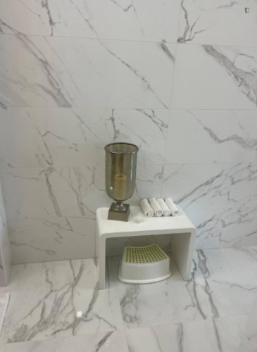 Breathtaking 3 Bedroom Apartment with a balcony close to South Beach