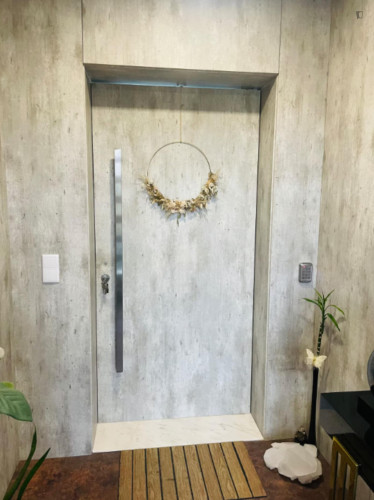 Breathtaking 3 Bedroom Apartment with a balcony close to South Beach - Gallery - 25