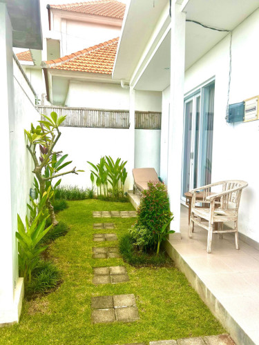 Vibrant Coliving Villa in Canggu: Work, Surf & Connect in Bali's Tropical Paradise