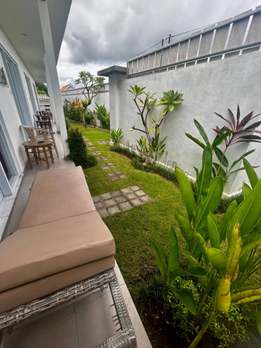 Vibrant Coliving Villa in Canggu: Work, Surf & Connect in Bali's Tropical Paradise