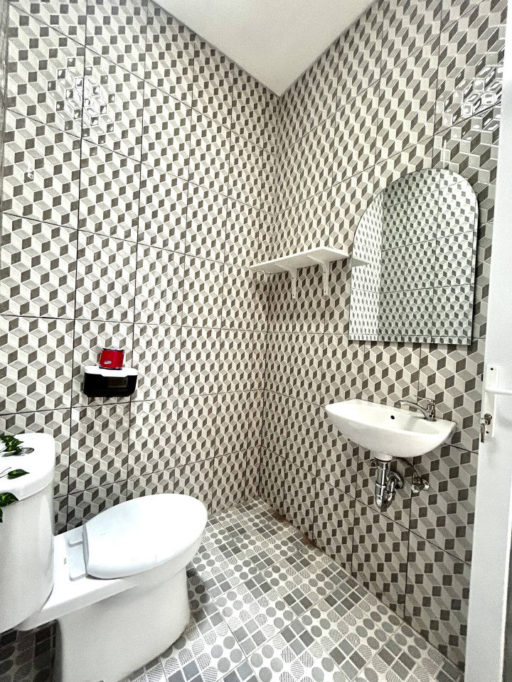 Room Suksma - Vibrant Coliving Villa in Canggu: Work, Surf & Connect in Bali's Tropical Paradise - Gallery - 11