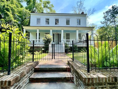 Walkable to Downtown Wilmington