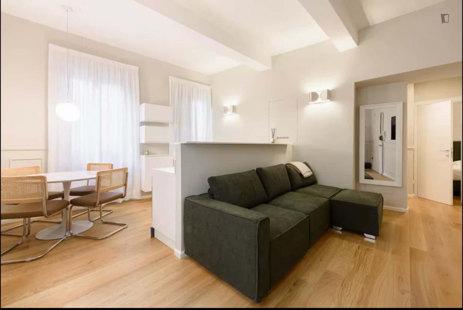  Charming 2-Bedroom Apartment In Florence  -  Charming 2-Bedroom Apartment in Florence  - Gallery -  1