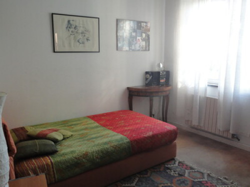 nice room in beautiful house
