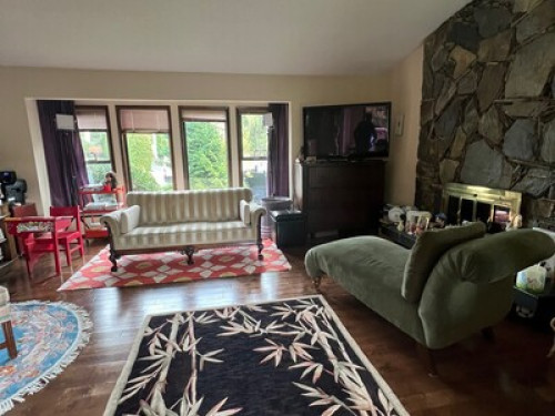 Near U of Vic, Kenmore road,  - Gallery - 18