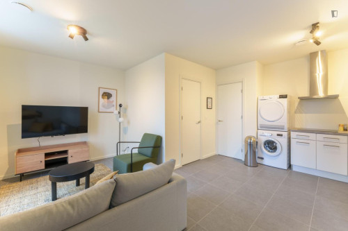 Comfy studio near Anvers-Central train station