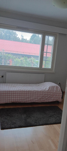 Private room in a spacious, cosy detached house in Vantaa, at Helsinki, border - Gallery - 14