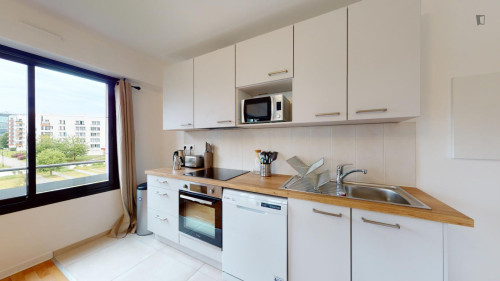 Bright double bedroom near the Saint-Quentin en-Yvelines train station  - Gallery - 8