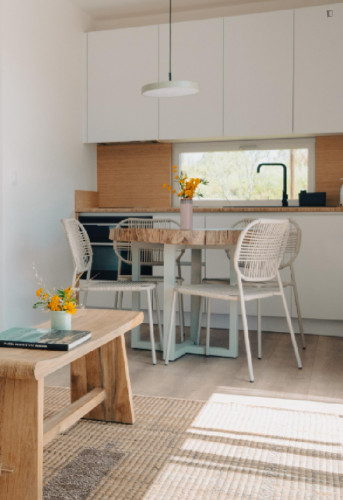 Relaxing 1 Bedroom House in a complex with a pool close to São Sebastião Beach  - Gallery -  5