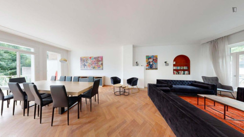 Charismartic double bedroom near Parc de Procé