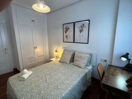 HABITACIÓN 4 FRANCESC MACIA 1