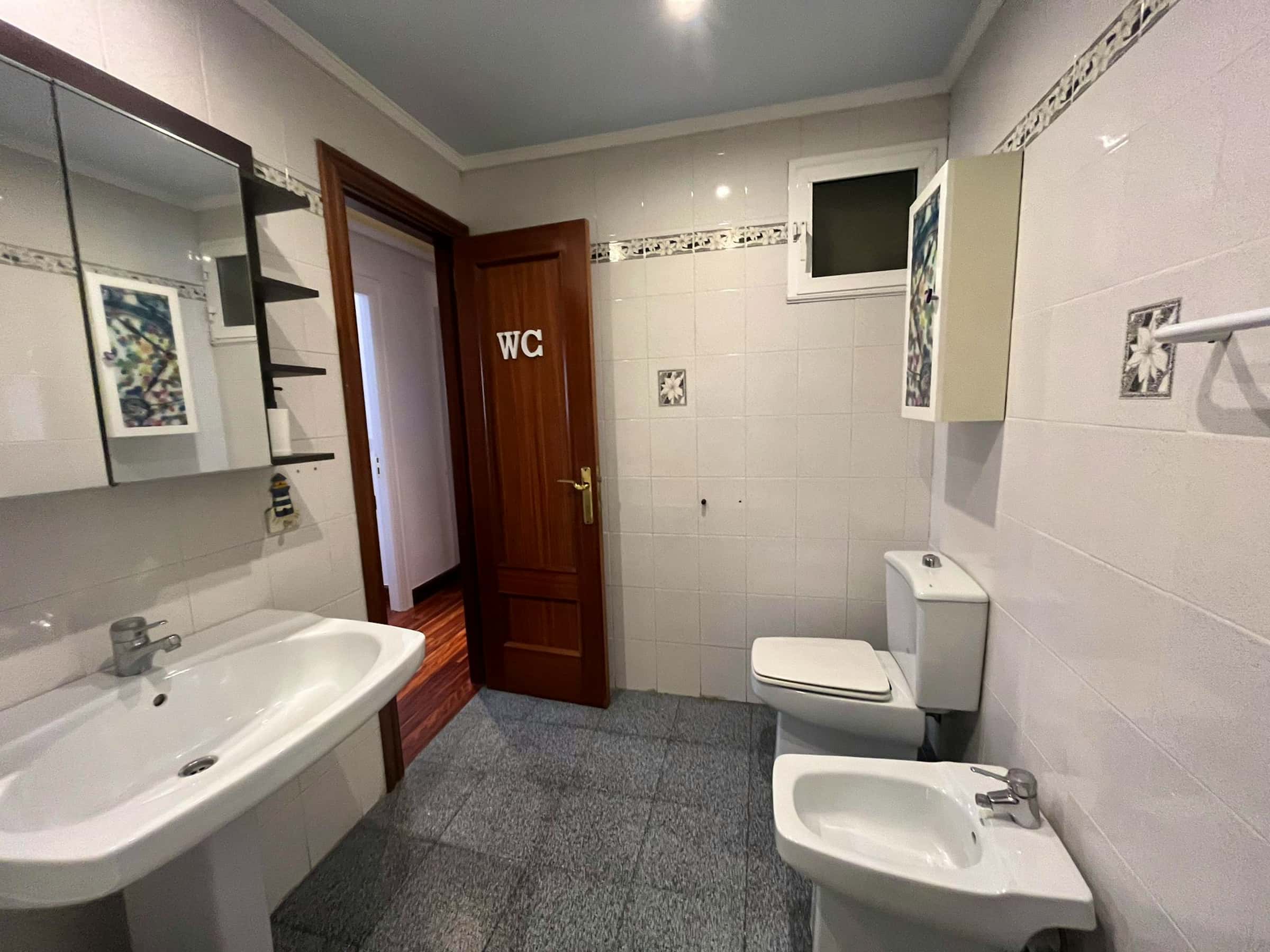  One Bedroom  -  HABITACIÓN 4 FRANCESC MACIA 1  - Gallery -  9