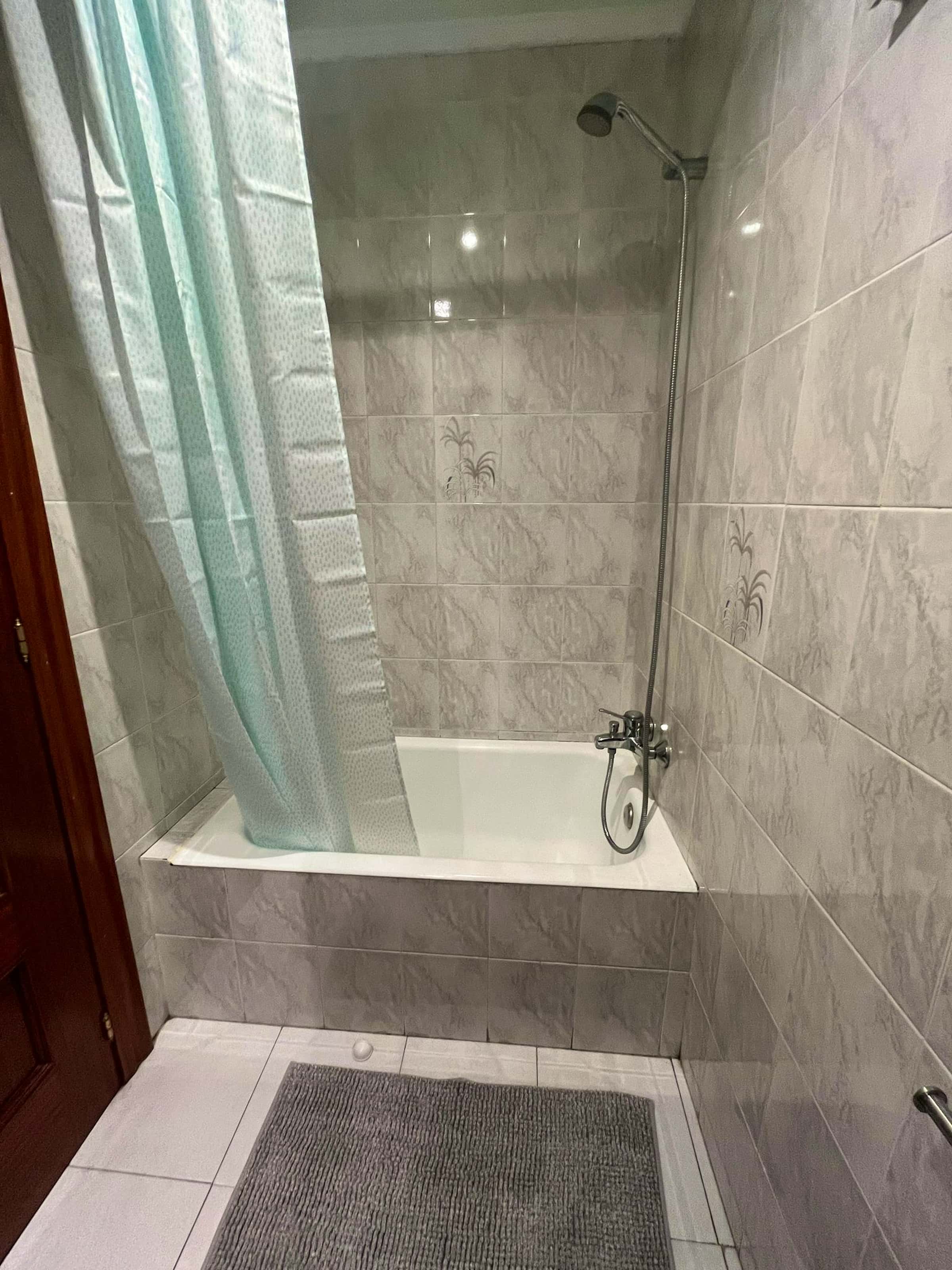  One Bedroom  -  HABITACIÓN 4 FRANCESC MACIA 1  - Gallery -  8