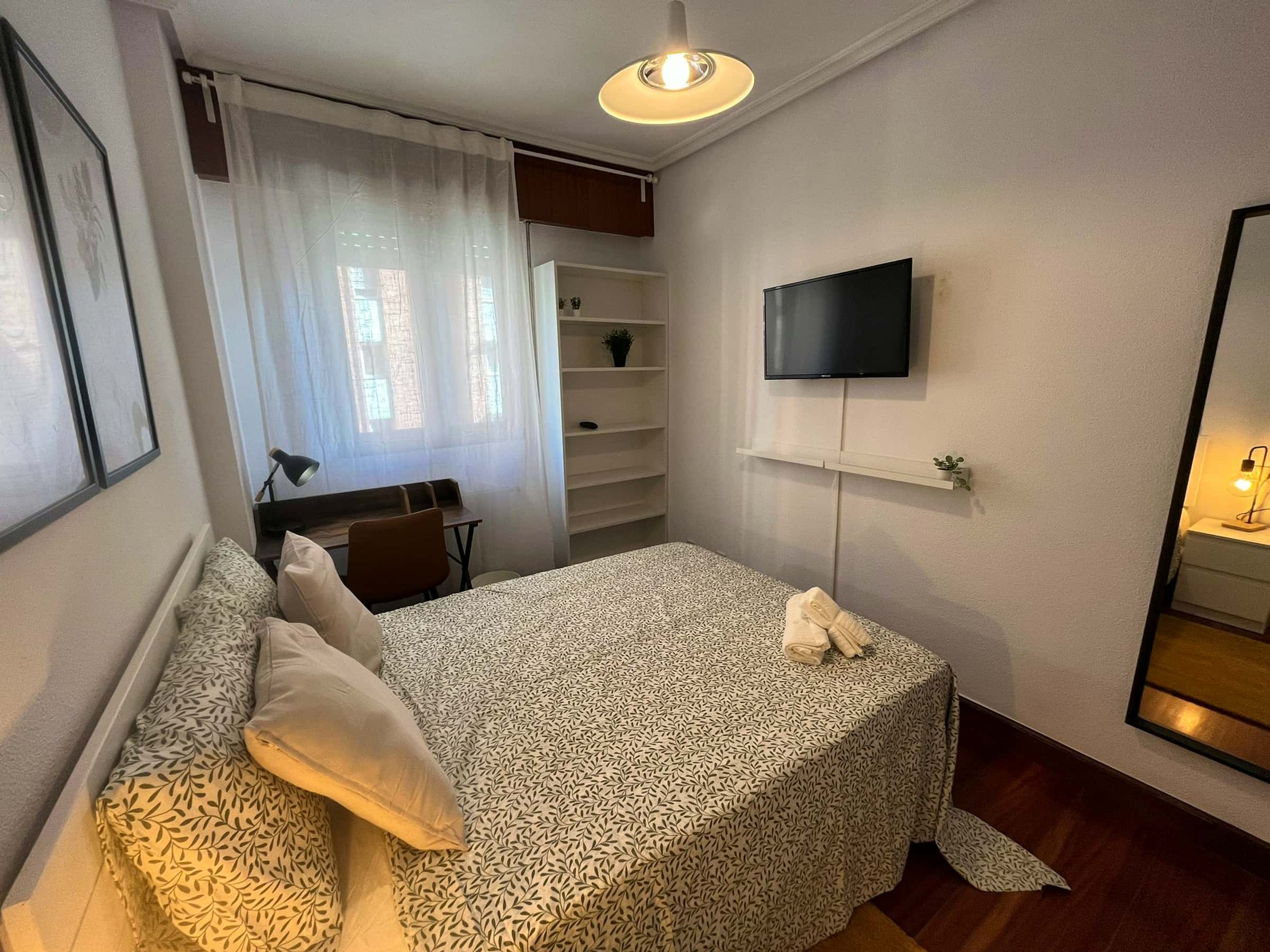 One Bedroom - HABITACIÓN 4 FRANCESC MACIA 1 - Gallery - 3