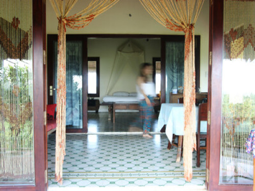 LaraHomestay Private Wild Beach