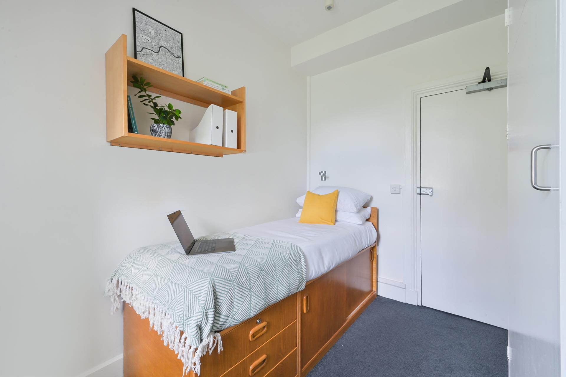  Silver Ensuite (High Fl)  -  AXO Waterloo  - Gallery -  1