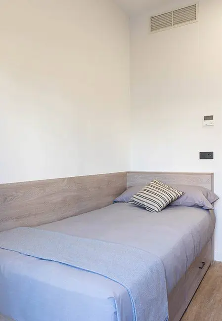  Single Room  -  Micampus Sinesio Delgado  - Gallery -  1