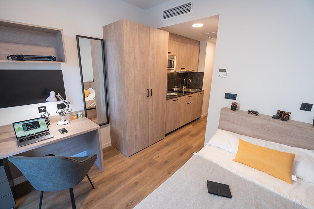Single Room 2 - 3