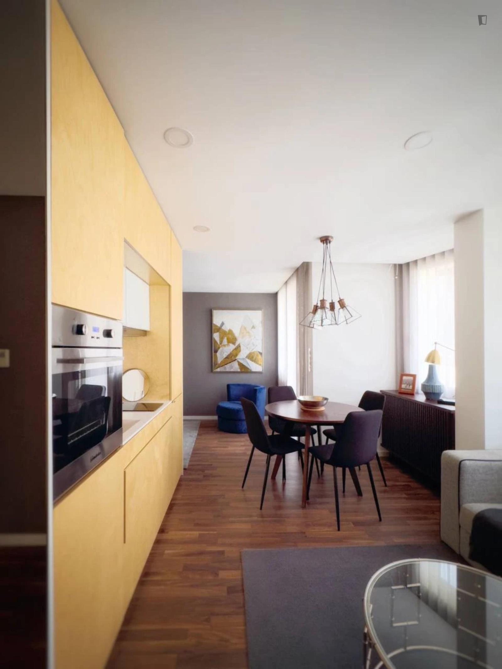  Stylish And Welcoming Studio At Rua De Ceuta 44  -  Stylish and welcoming studio at Rua De Ceuta 44  - Gallery -  1