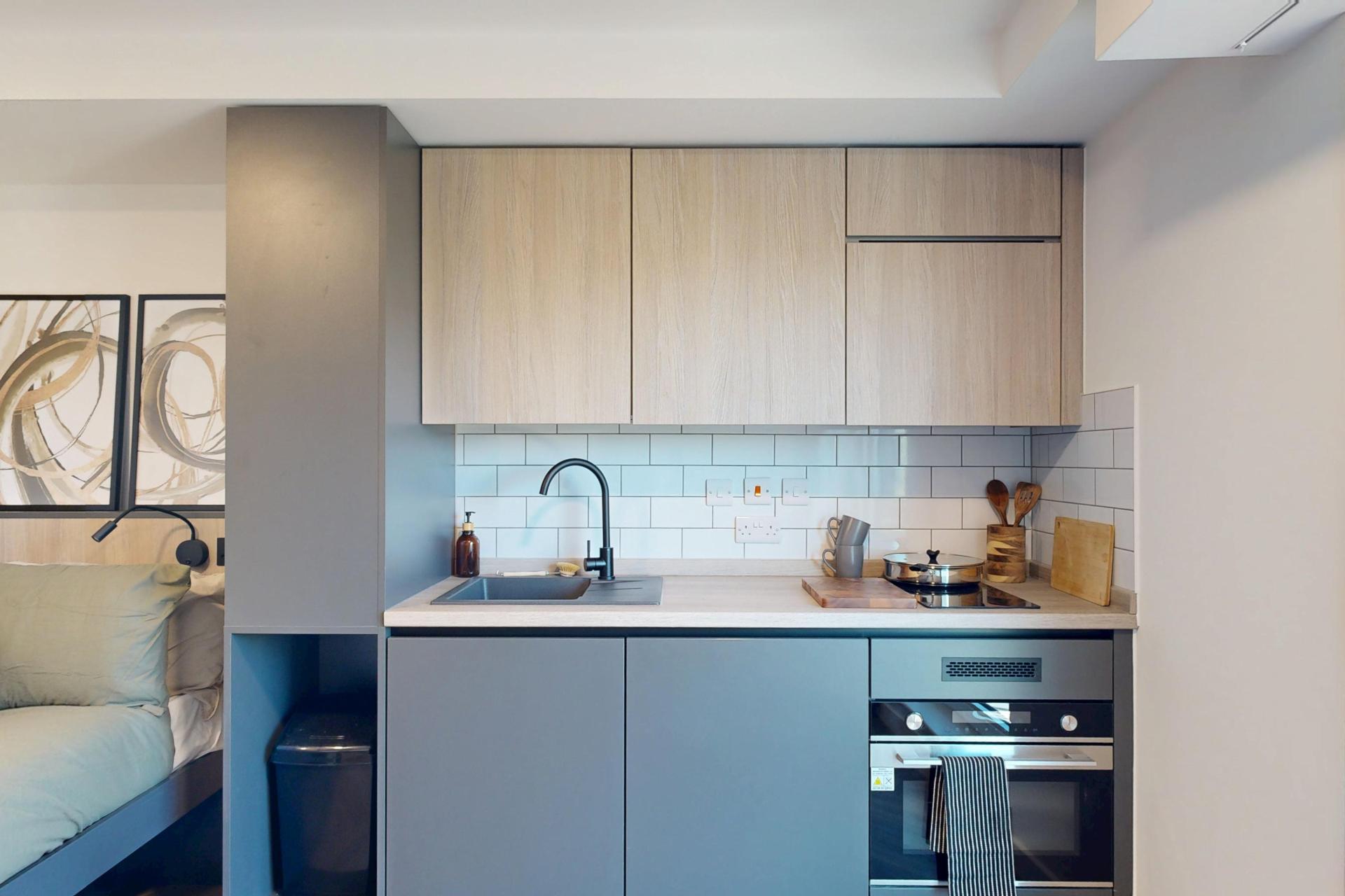  Premium Studio  -  Bridgeside  - Gallery -  13