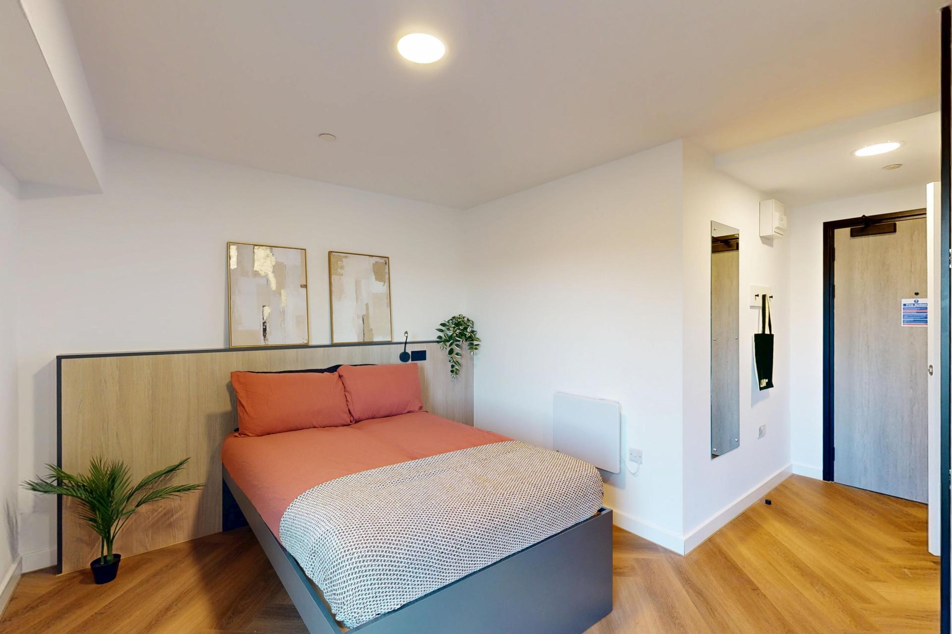  Deluxe Studio  -  Bridgeside  - Gallery -  11