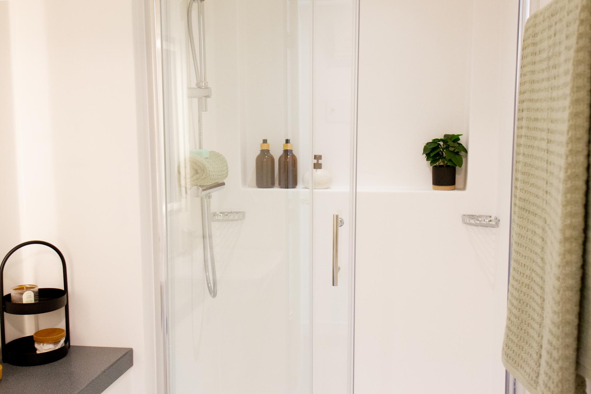  Classic Plus Studio  -  Bridgeside  - Gallery -  5