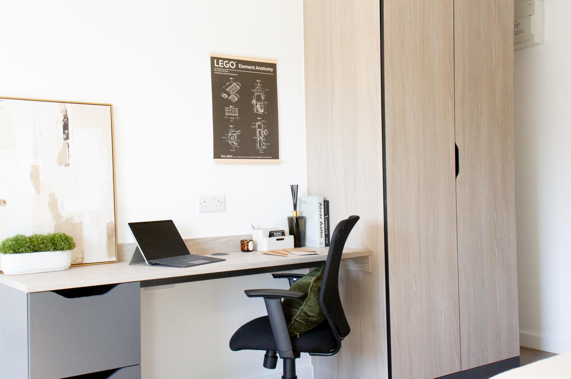 Premium Studio Ground - Bridgeside - Gallery - 6