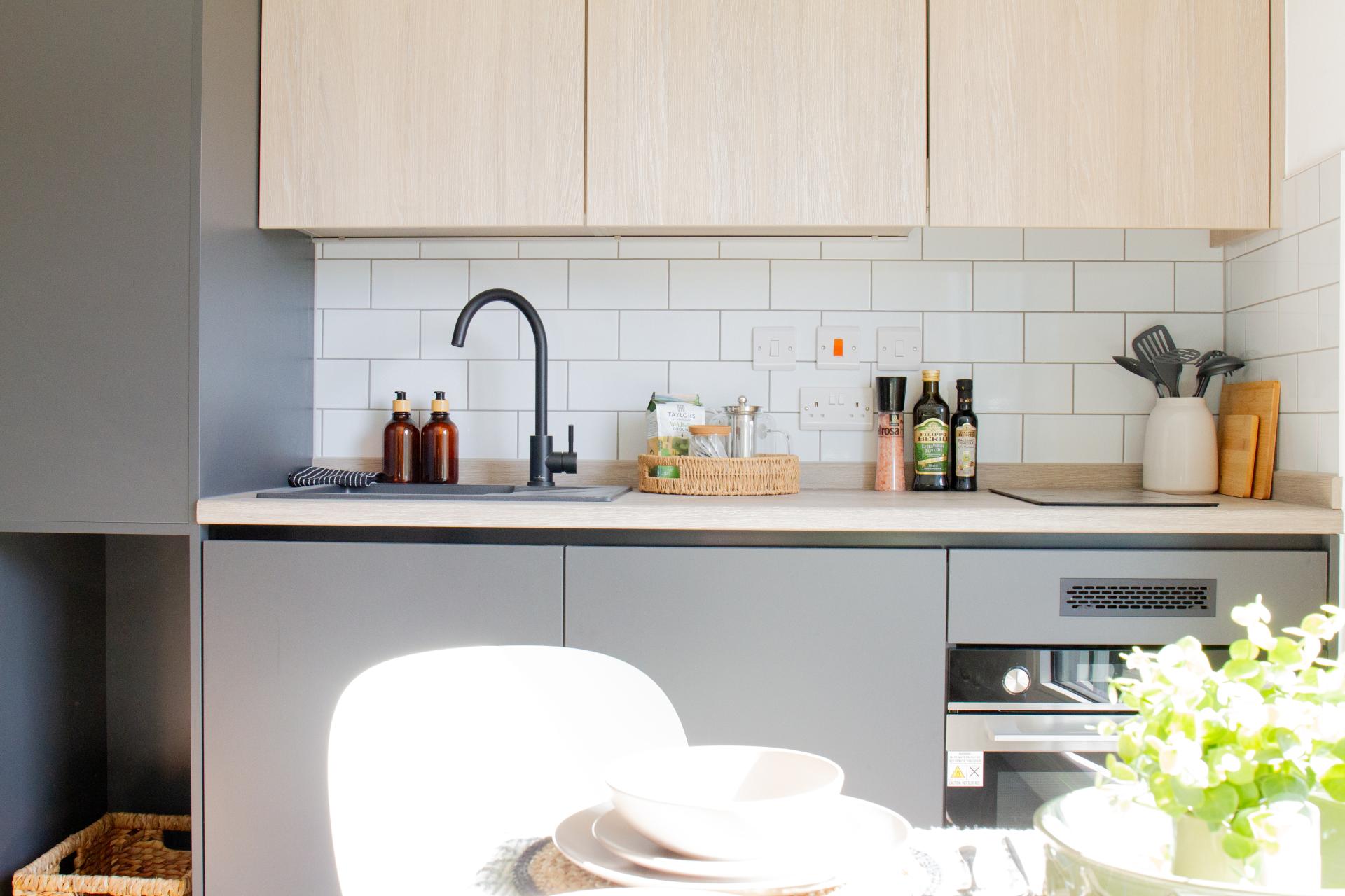 Premium Studio Ground - Bridgeside - Gallery - 7