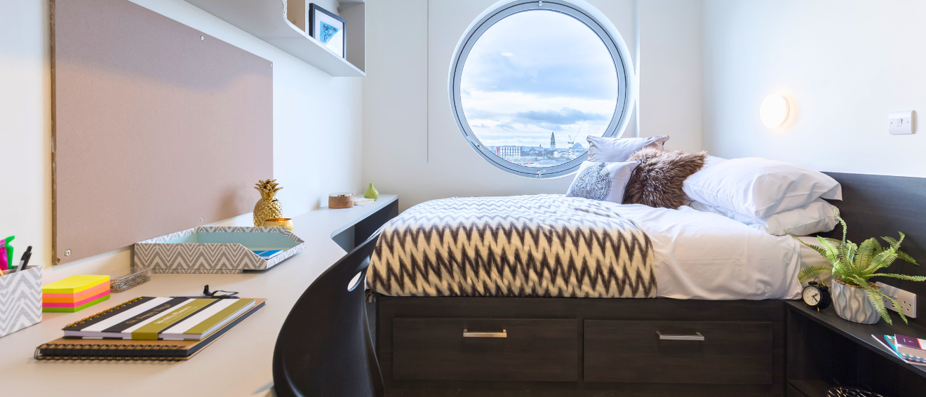 Deluxe Studio Plus - Livin - Gallery - 1