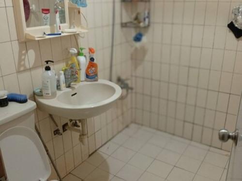 Private Cozy Room in a Shared Apart