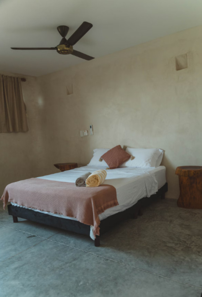  Whole House  -  Beautiful Stunning House w/ Terrace + Pool near Santa Veronica beach  - Gallery -  16