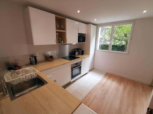 COURS EDOUARD VAILLANT APPARTEMENT 21 RDC