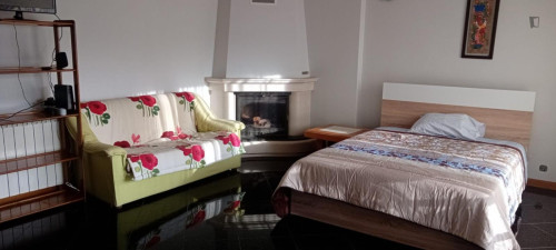 Sunny Double Bedroom, with Balcony, in Celas close to University of Coimbra