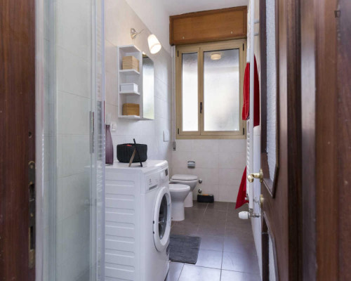 Charming single bedroom in the heart of Bologna